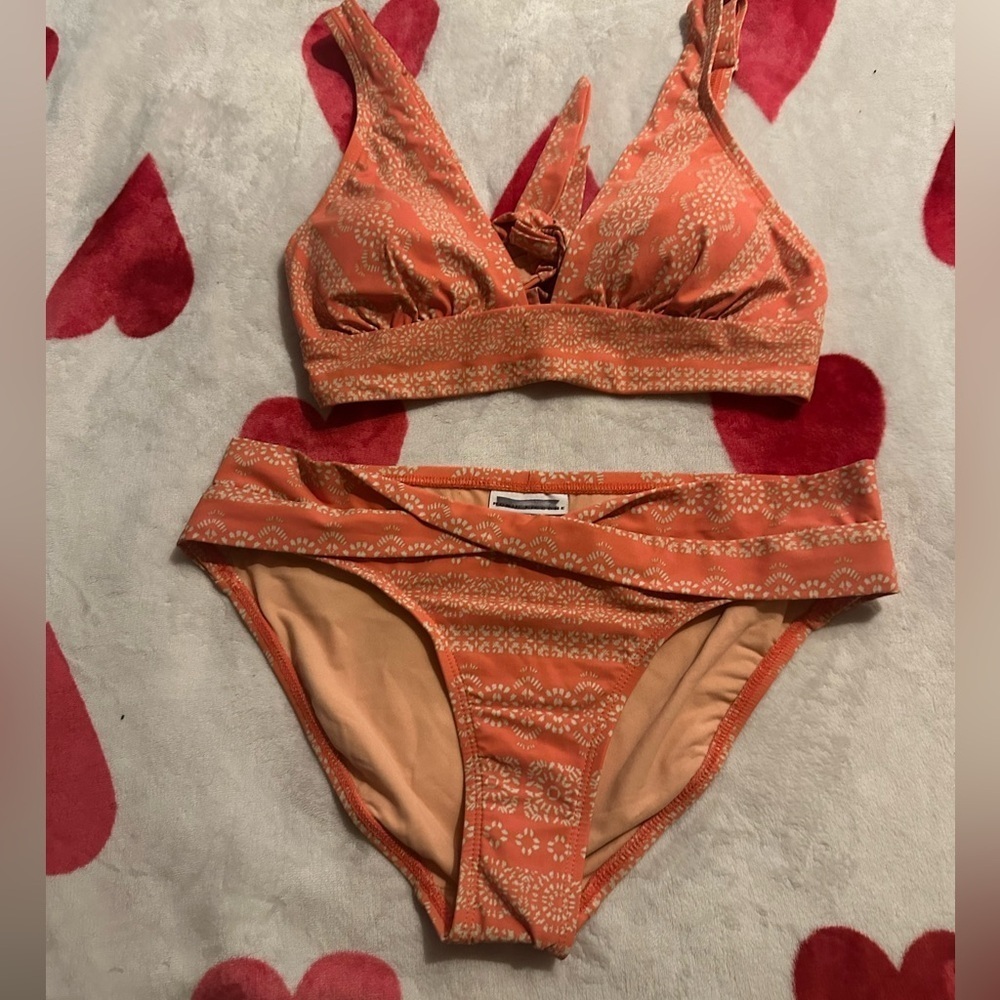 NWOT Robin Piccone Isla Bikini Set - Picture 10 of 10